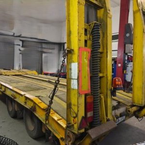 foto 30/24t přívěs podvalník 3osy Schwarzmüller